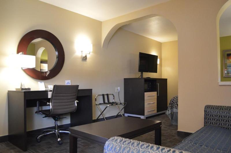 Days Inn By Wyndham Carlsbad Buitenkant foto